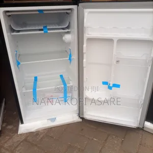 Pearl 90litres Table Top Refrigerator