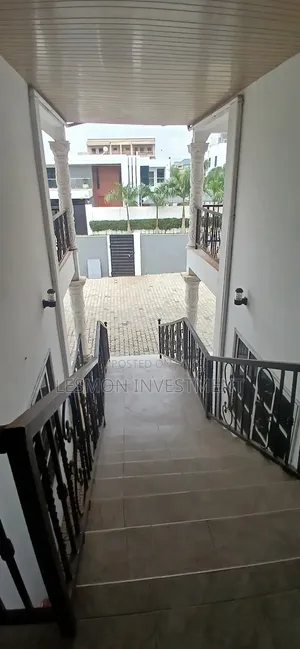 3bdrm Apartment in Tse Addo, Tseaddo for rent