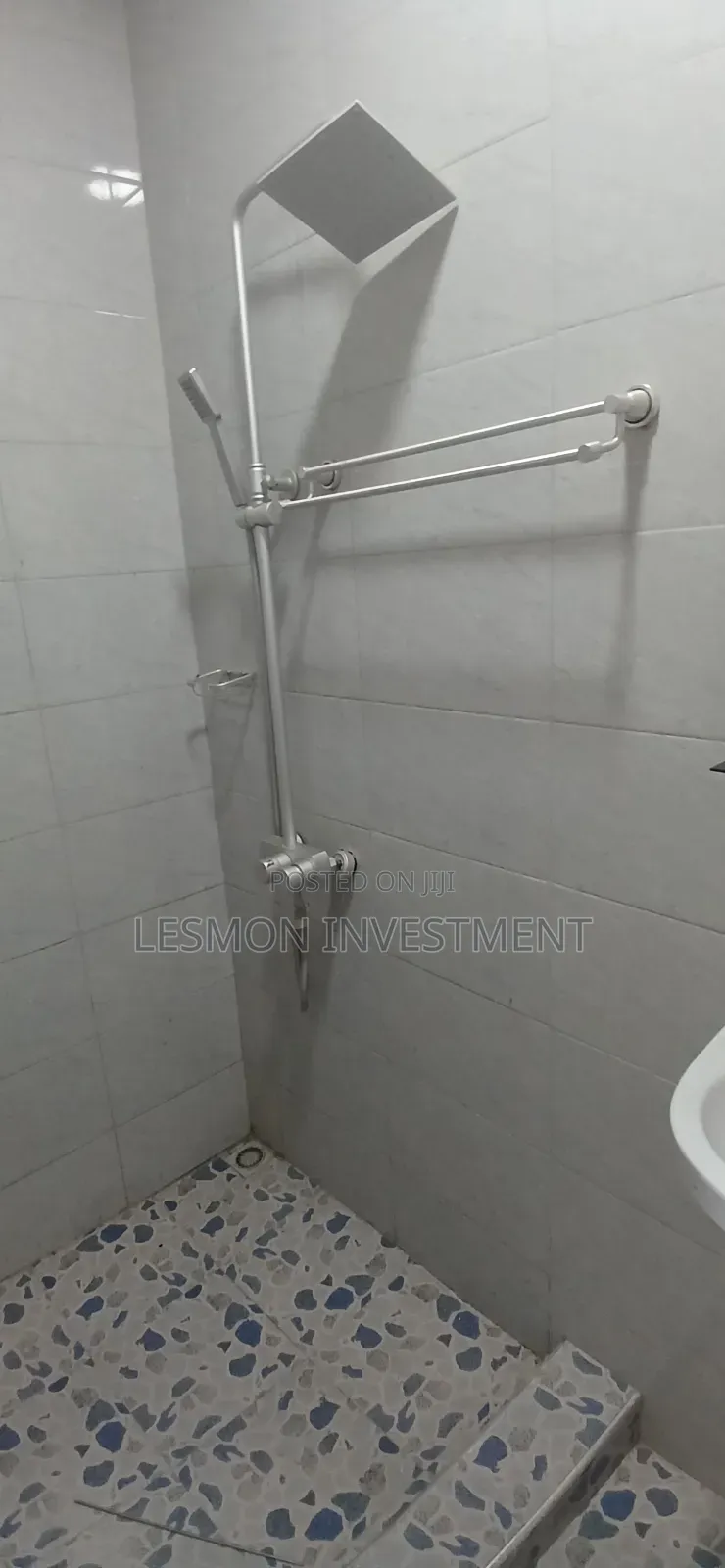 3bdrm Apartment in Tse Addo, Tseaddo for rent