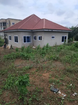 3bdrm House in Cocobod, Amasaman for sale