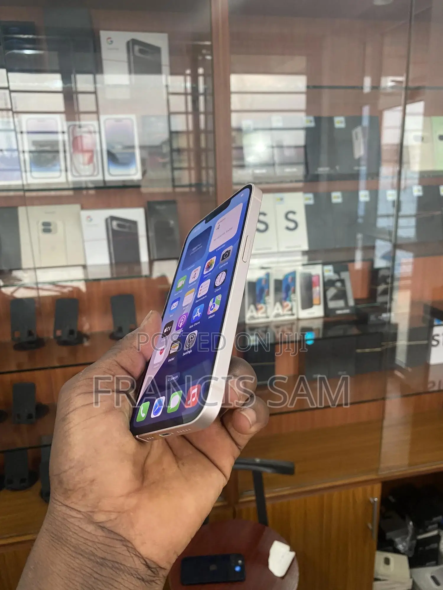Apple iPhone 13 128 GB Pink