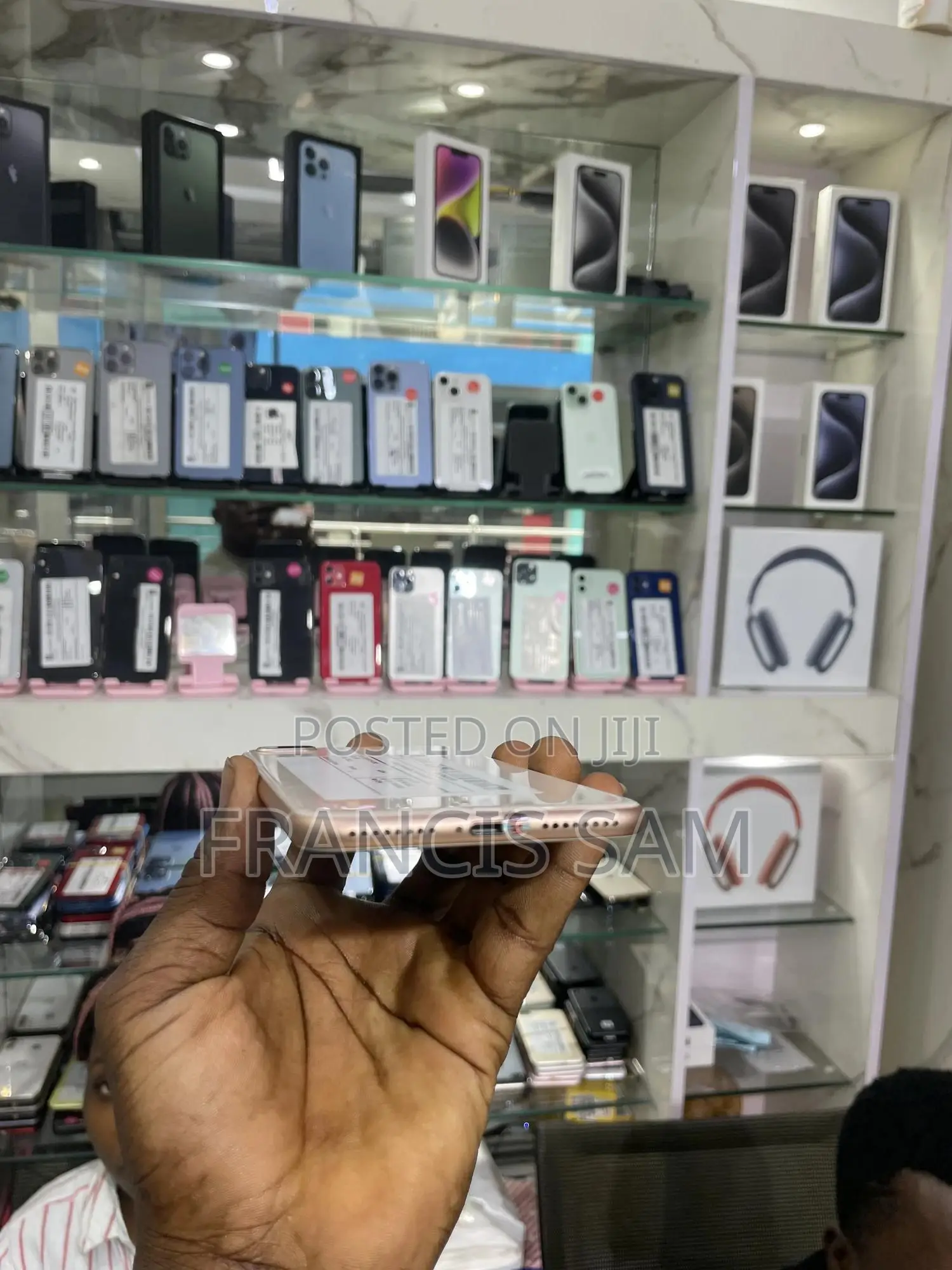 Apple iPhone 8 Plus 64 GB Gold
