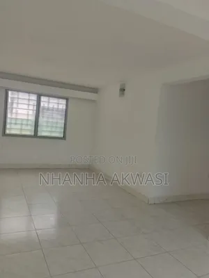 3bdrm House in Community 9, Tema Metropolitan for rent