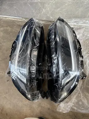 Honda HRV 2023,2024,2025, Headlight Available