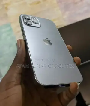 New Apple iPhone 11 128 GB Silver