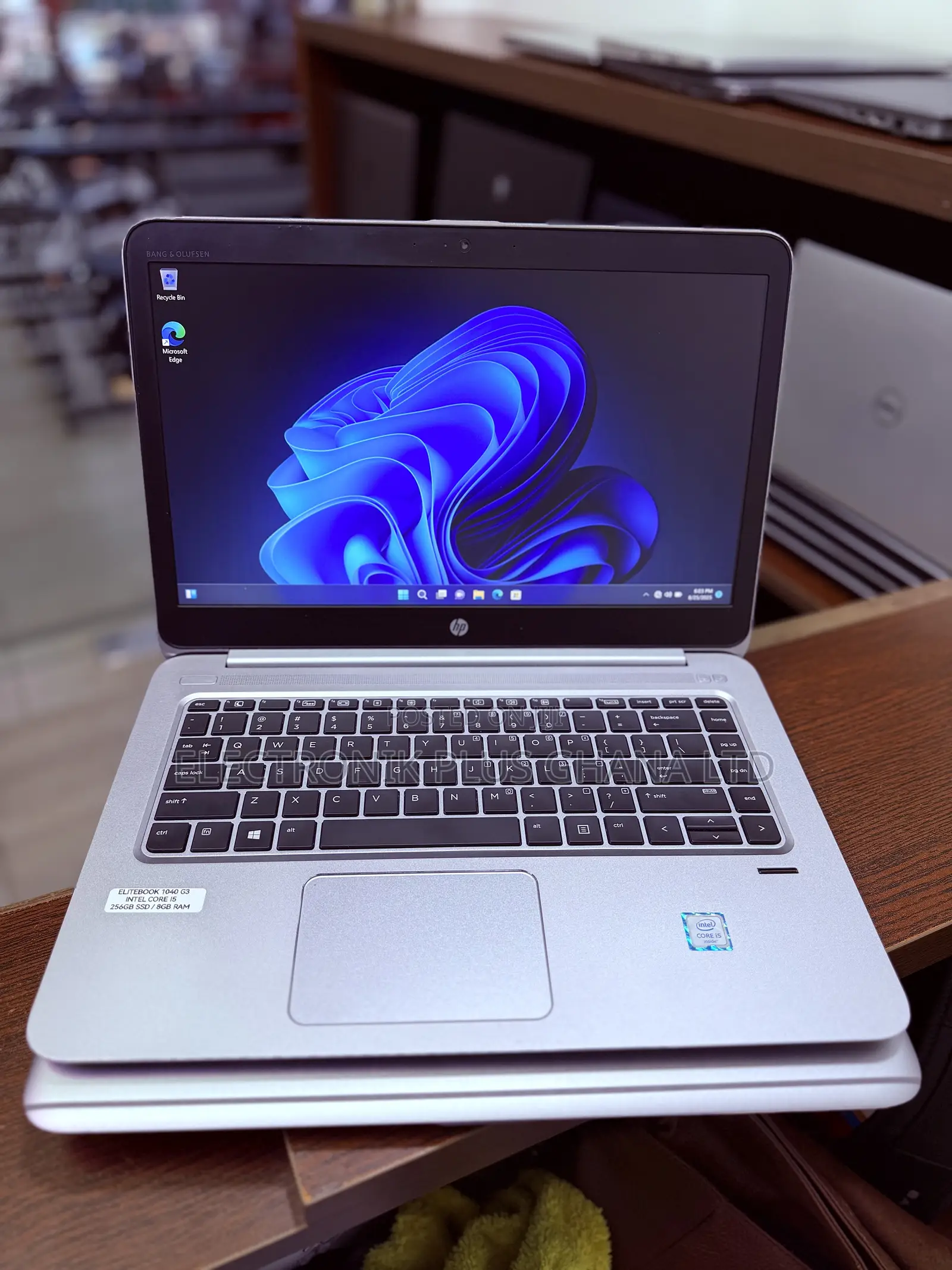 Laptop HP EliteBook Folio 1040 G3 8GB Intel Core i5 SSD 256GB