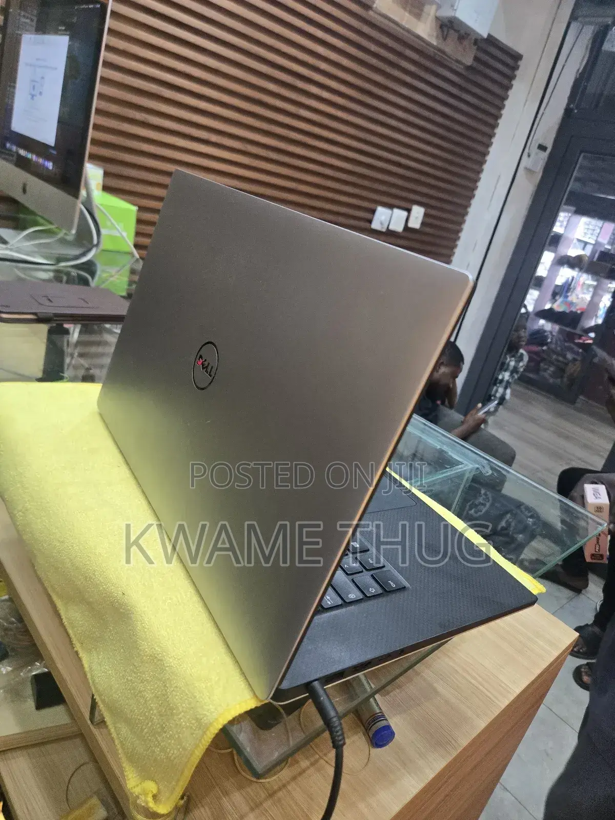 New Laptop Dell XPS 15 (9550) 16GB Intel Core I7 HDD+SSD 256GB