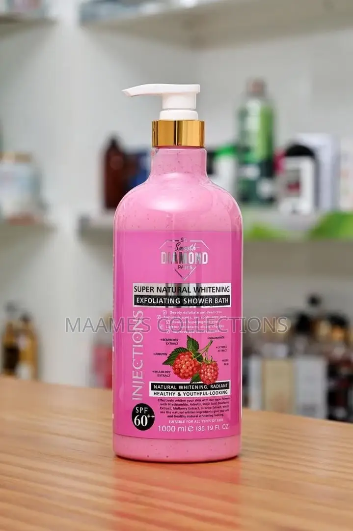 Smooth Diamond Paris Super Natural Whitening Exfoliating Shower Bath