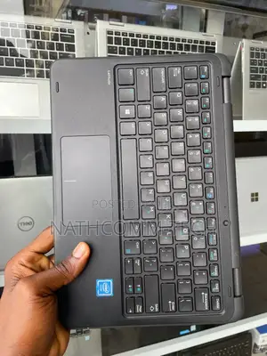 Laptop Dell Latitude 3189 4GB Intel SSD 128GB