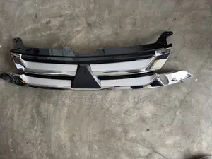 Mitsubishi Outlander Front Bumper Grill 2017