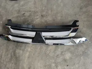 Mitsubishi Outlander Front Bumper Grill 2017