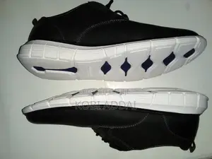 Casual Dress Shoes/Sneakers