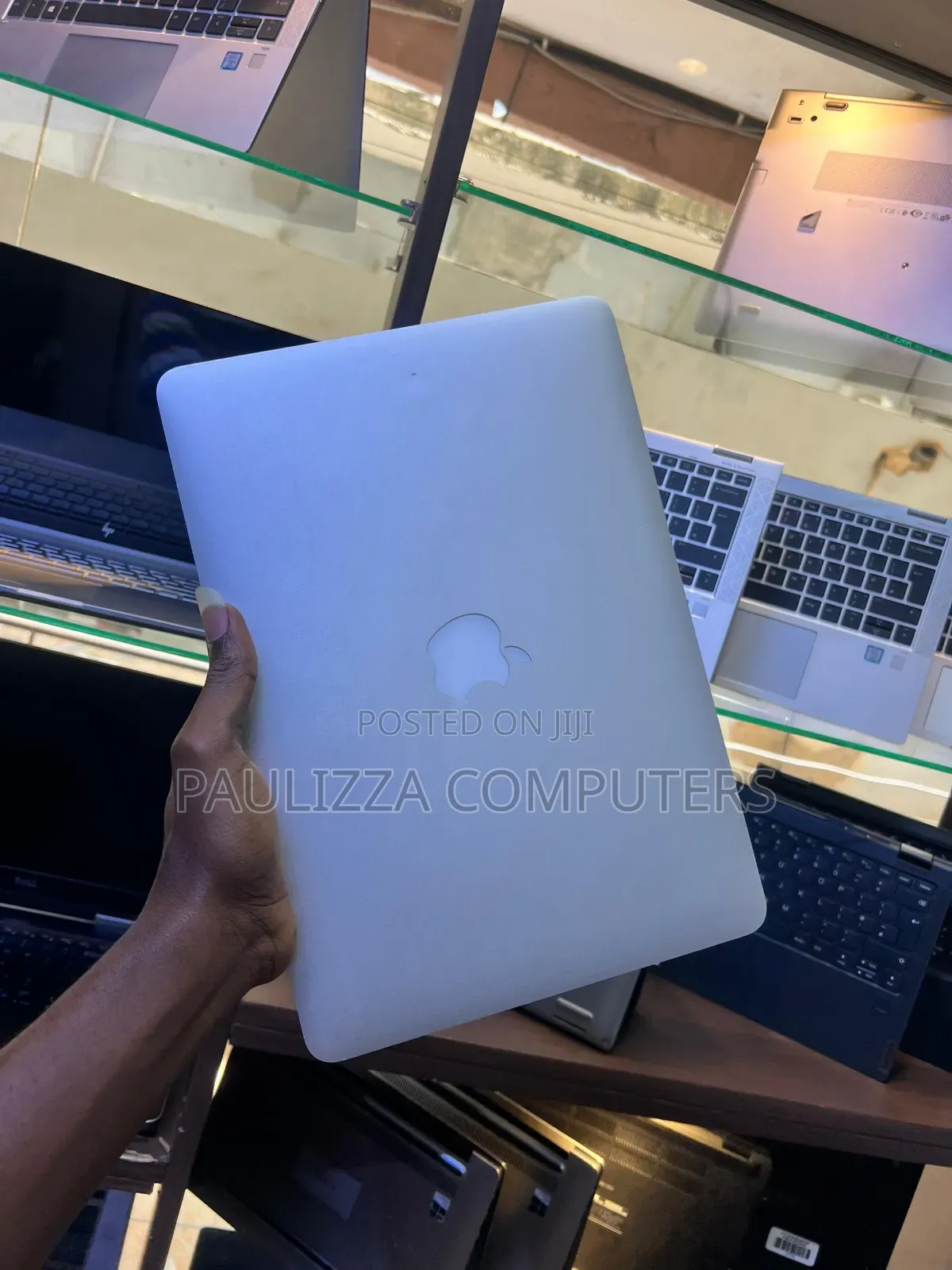 Laptop Apple MacBook Pro 2015 8GB Intel Core i5 SSD 256GB