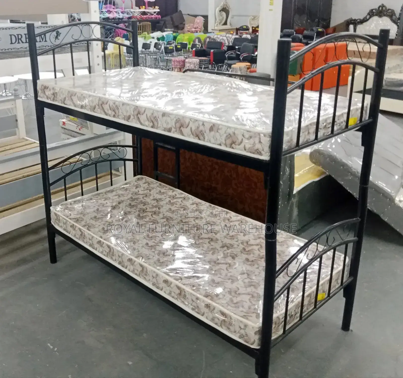 Top and Down Metal Bang Bed