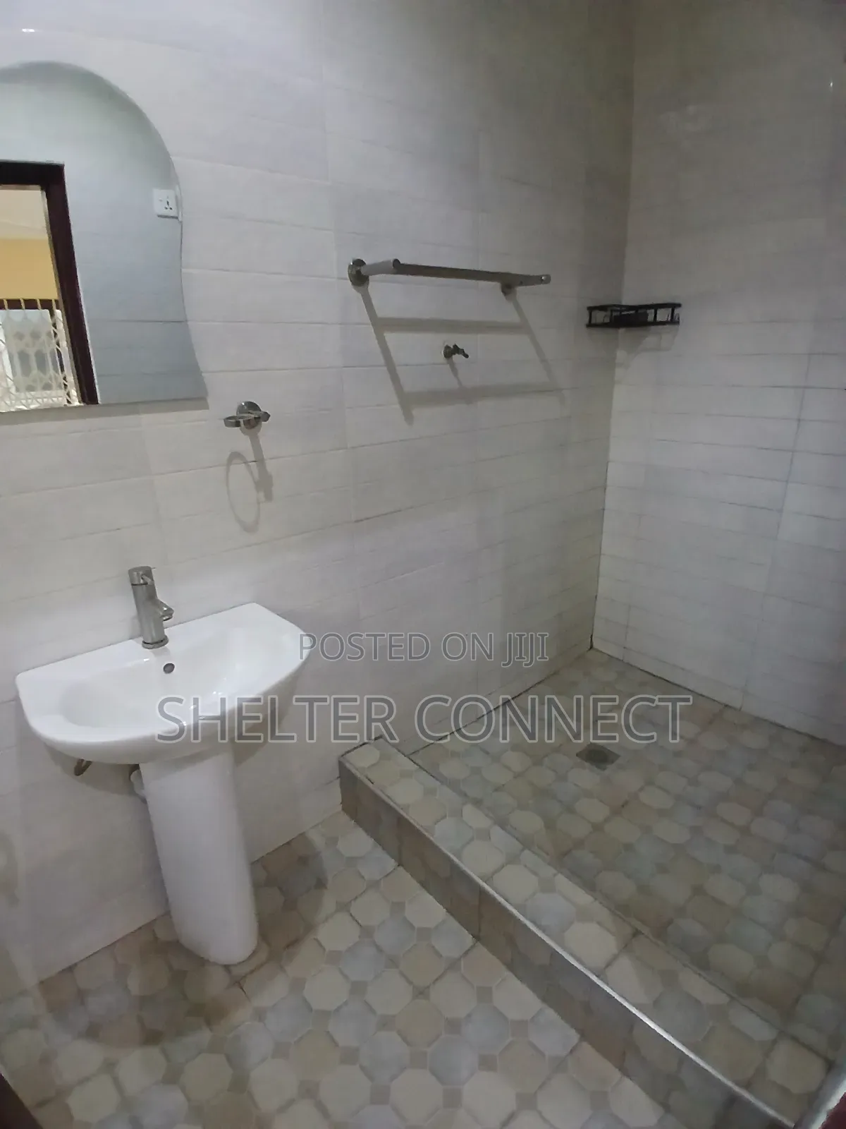 3bdrm Duplex in Abokobi for sale