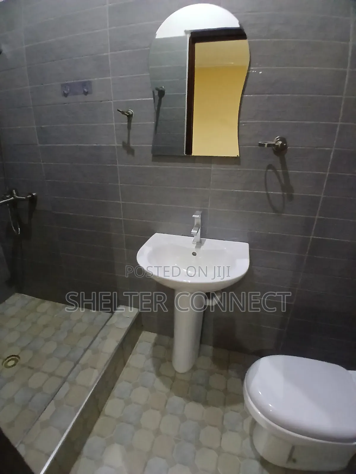 3bdrm Duplex in Abokobi for sale
