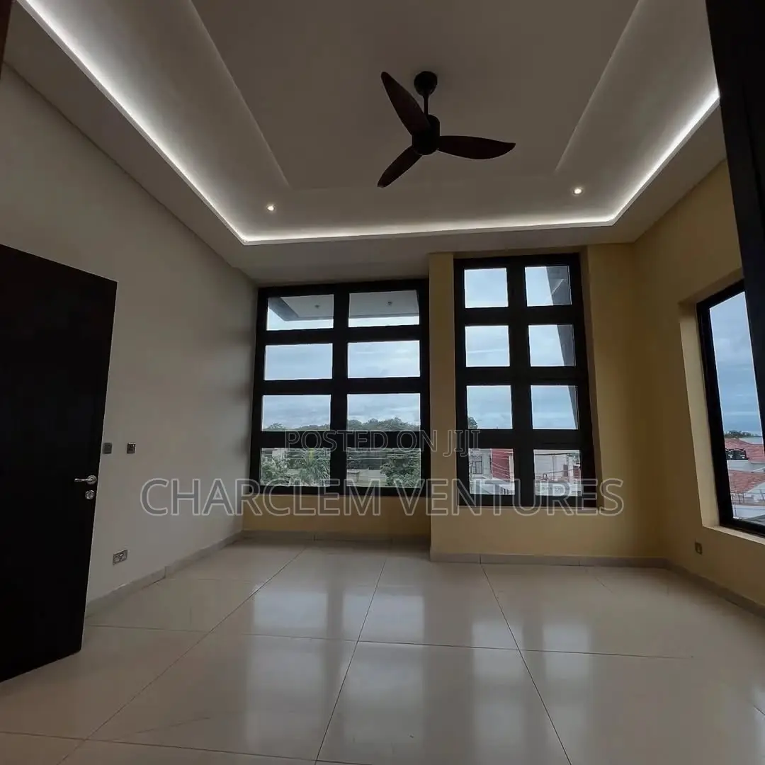 5bdrm House in Charclem Ventures, Accra Metropolitan for sale