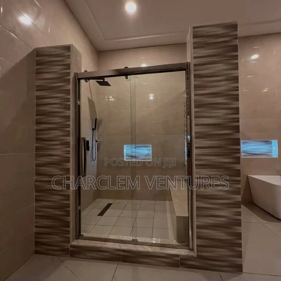 5bdrm House in Charclem Ventures, Accra Metropolitan for sale