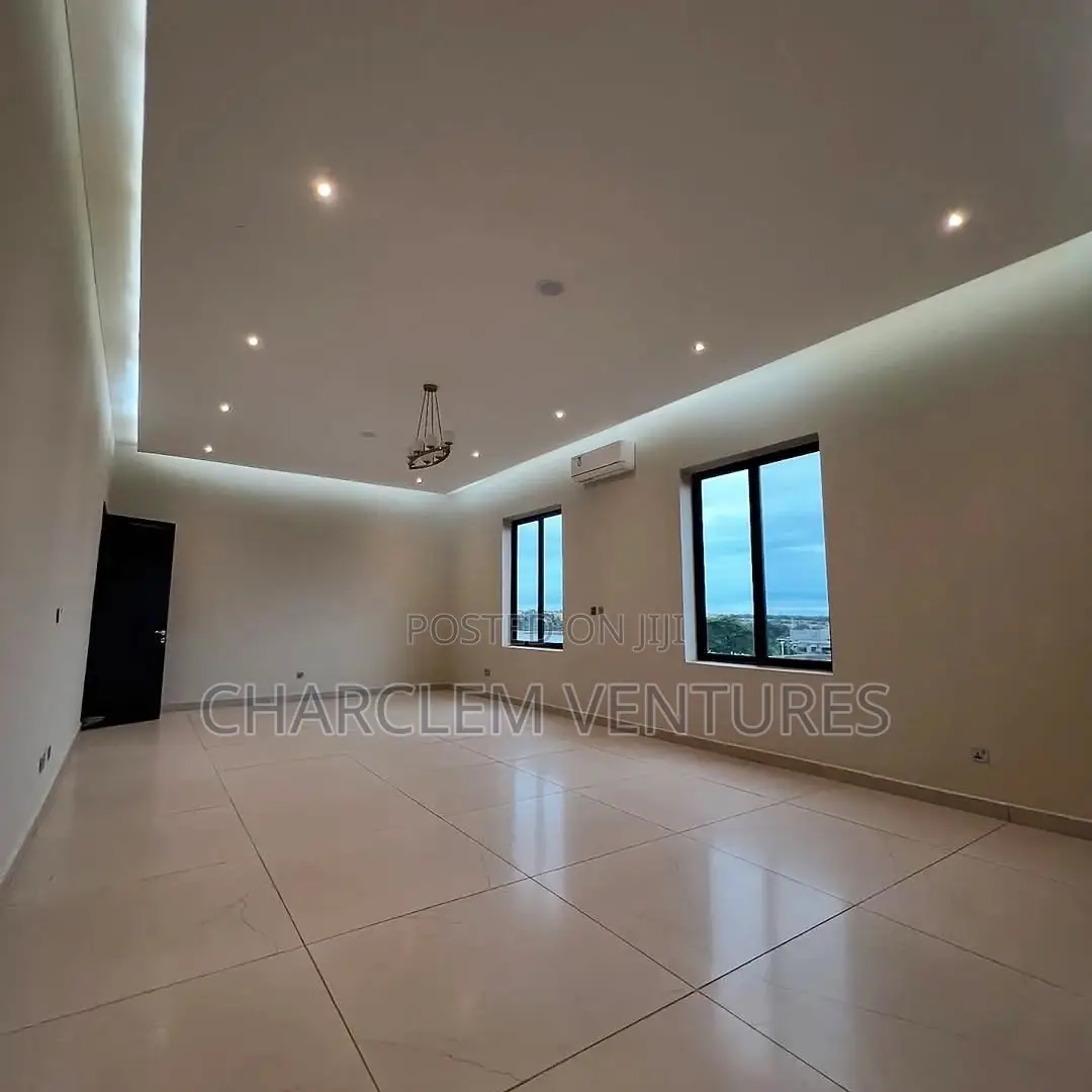 5bdrm House in Charclem Ventures, Accra Metropolitan for sale