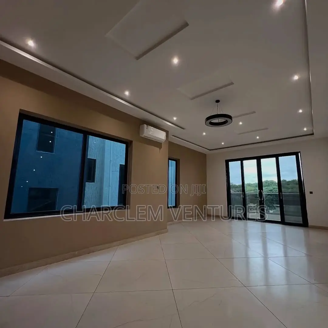 5bdrm House in Charclem Ventures, Accra Metropolitan for sale