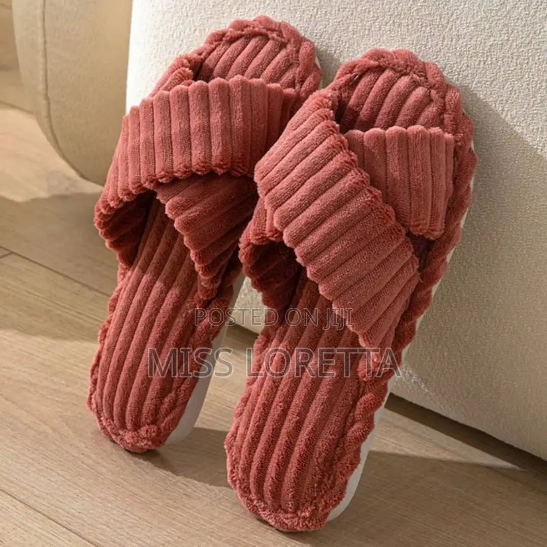 Crisscross Fluffy Bedroom Slippers