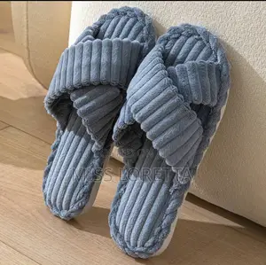 Crisscross Fluffy Bedroom Slippers