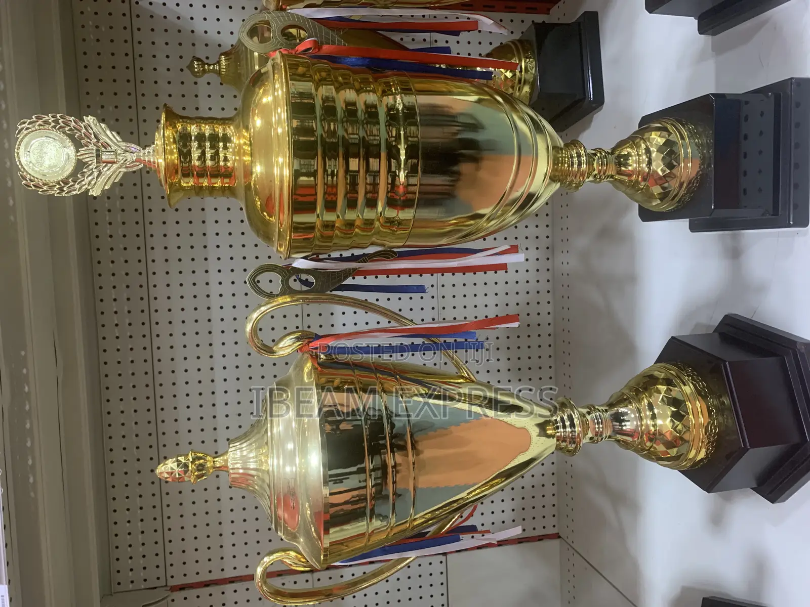 Trophies and Award Plaques