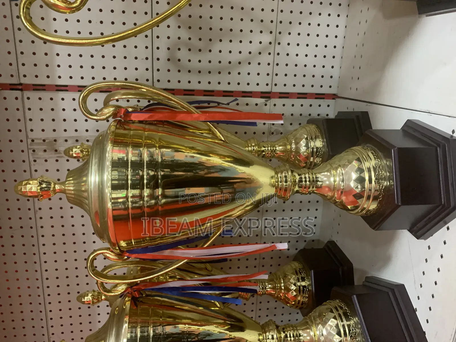Trophies and Award Plaques