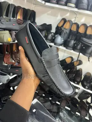 Plain Black Shoes Available for Men (Loafers)