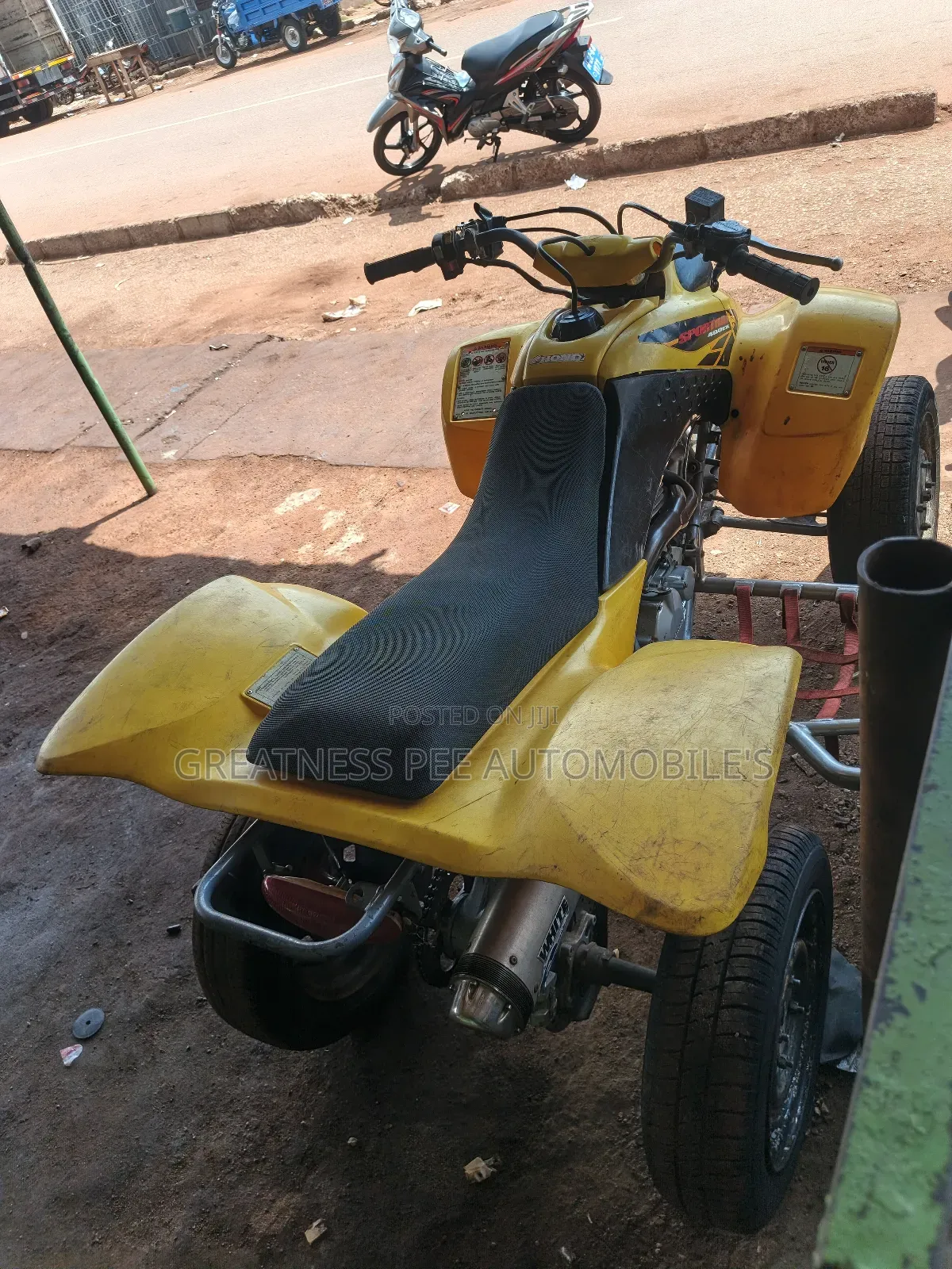 Honda 2018 Yellow