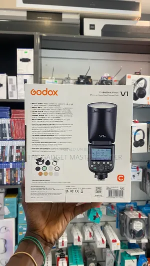 Godox V1 Round Head Camera Flash