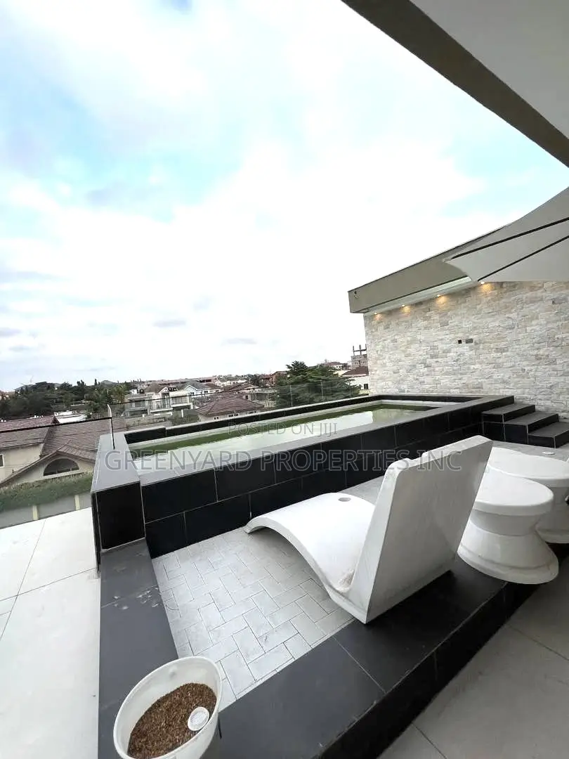 5bdrm Mansion in Cantonments for sale