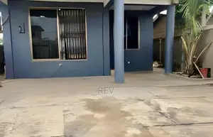 3bdrm Mansion in CP for sale