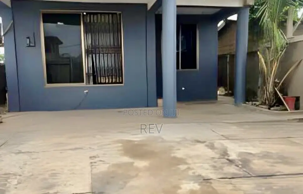 3bdrm Mansion in CP for sale