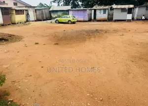 Tantra Anaeji 1and Half Plot for Sale