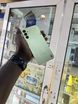 New Samsung Galaxy A14 128 GB Gold