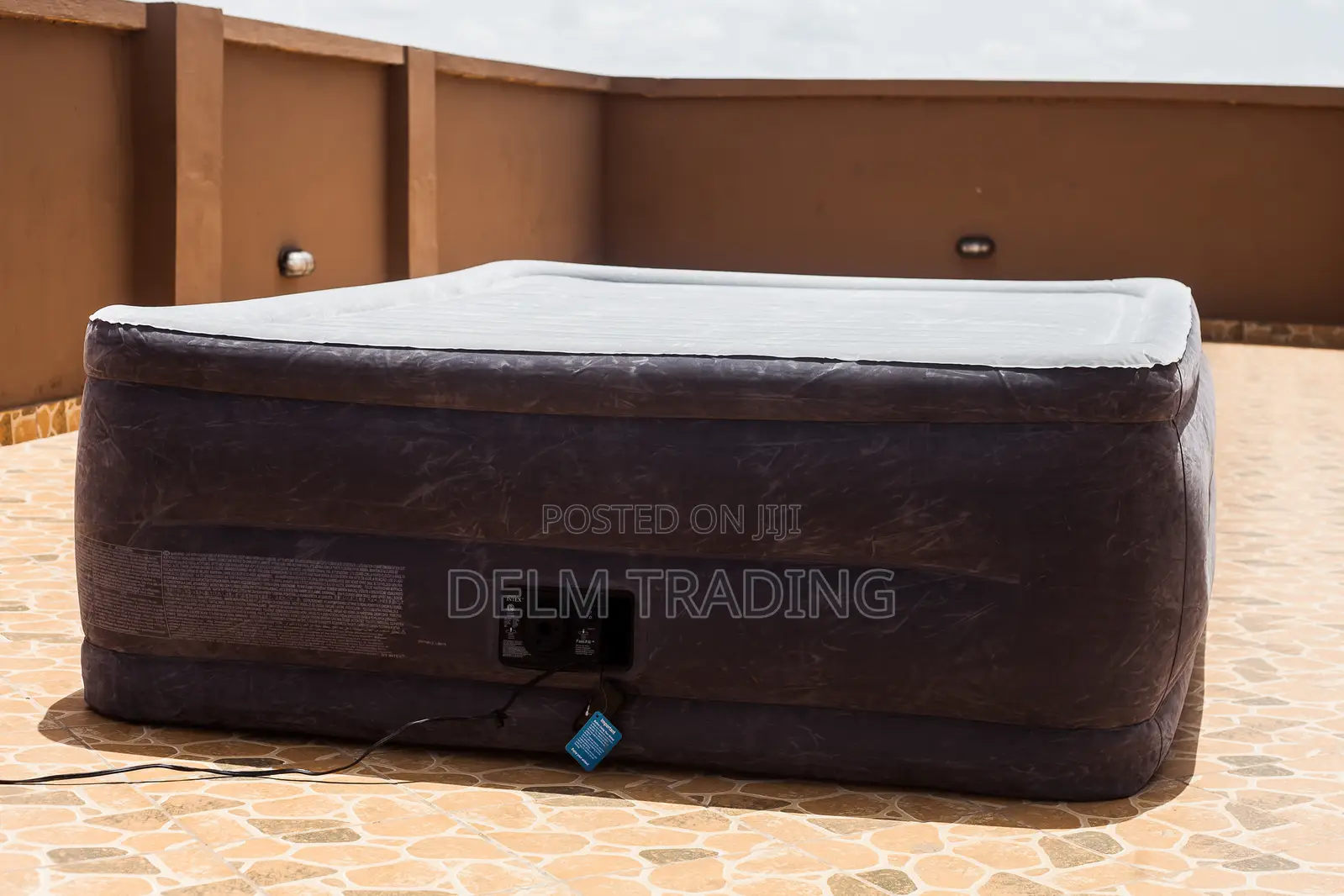Comfortable and Durable Airbed Queen Size