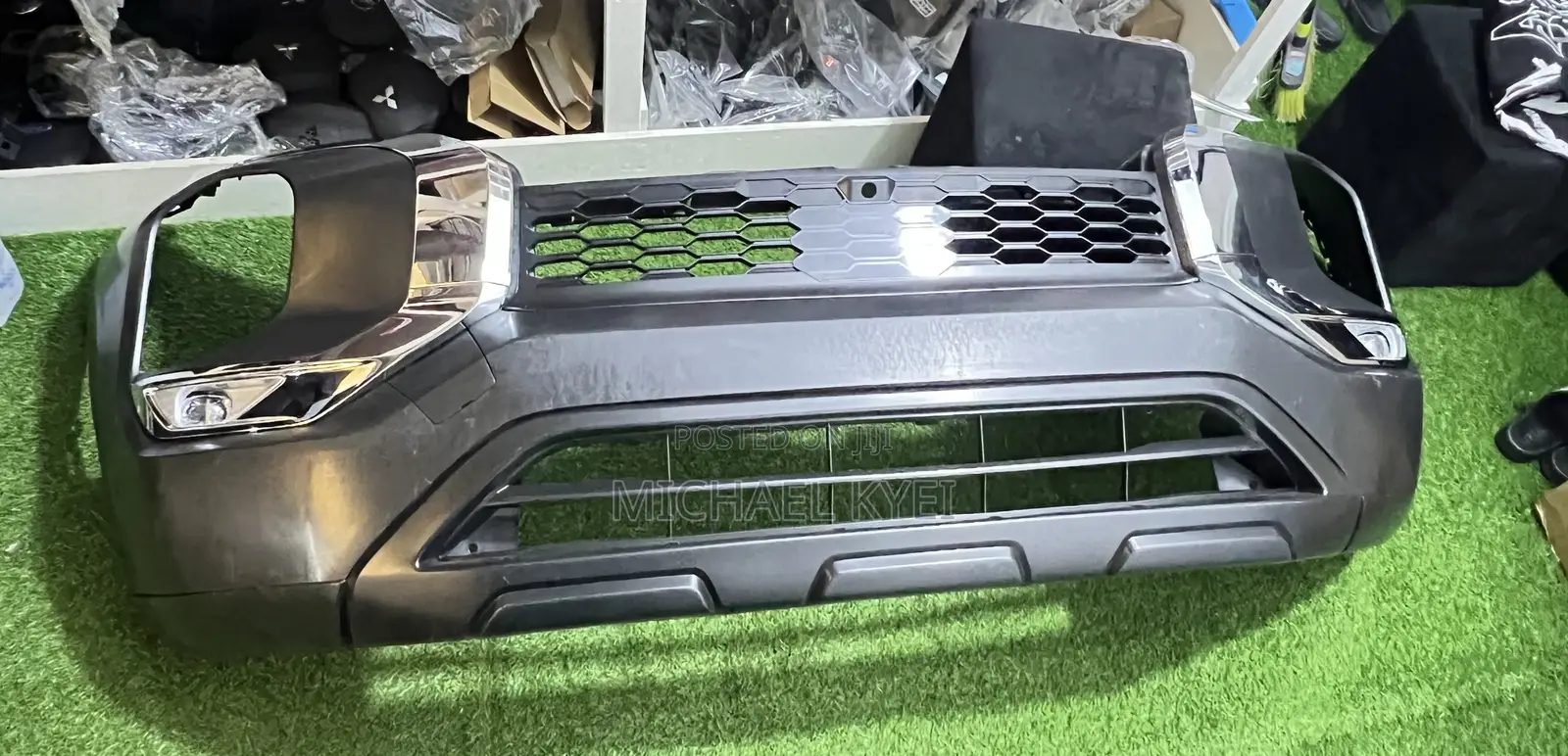 Mitsubishi Outlander 23 Complete Front Bumper