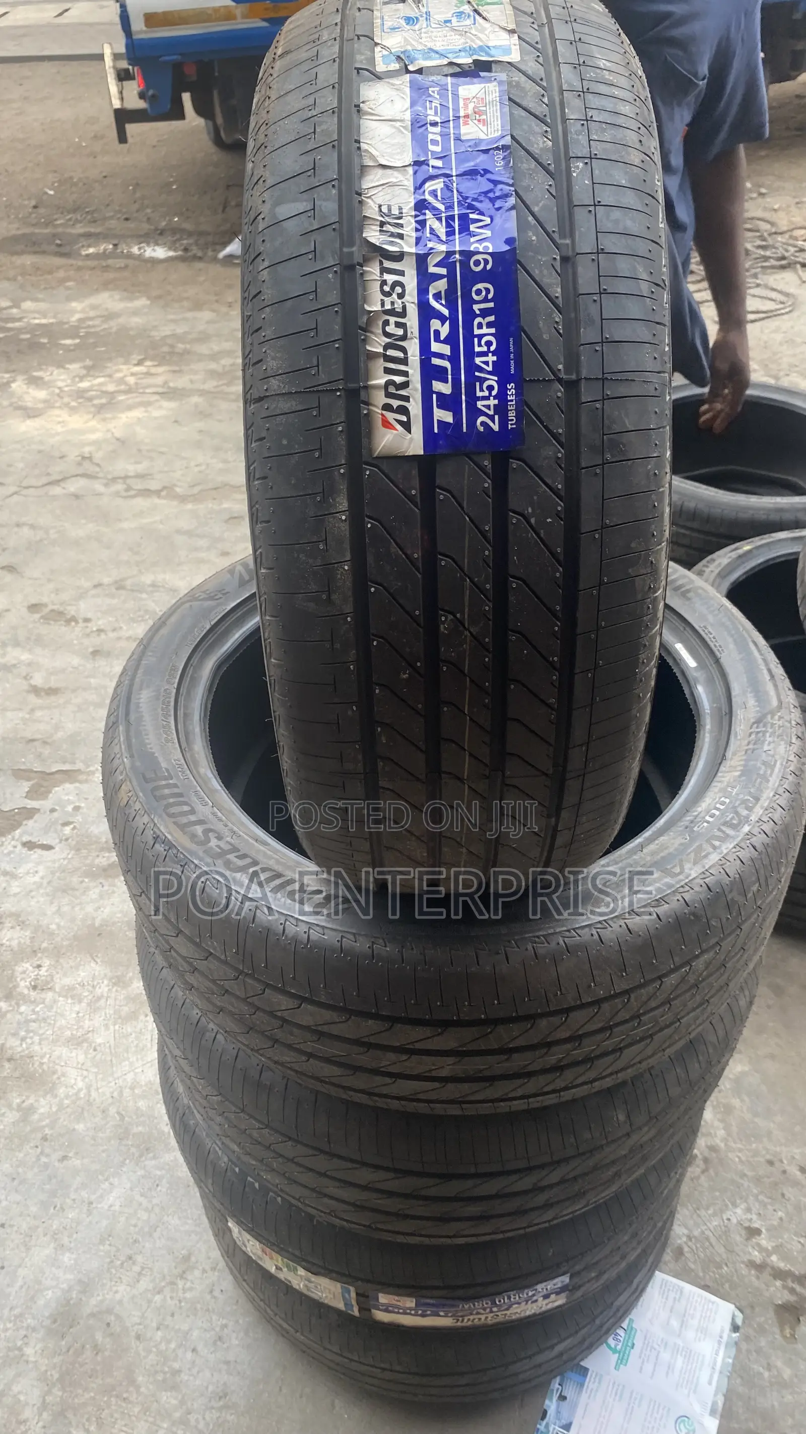 245/45r19 235/40r19 235/50r19 With Top Brands Tires