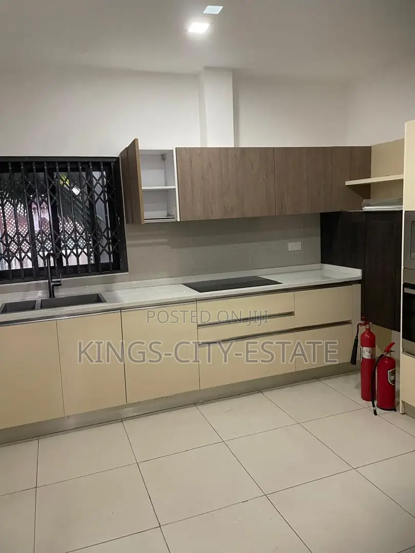 4bdrm House in Airport Residential for rent