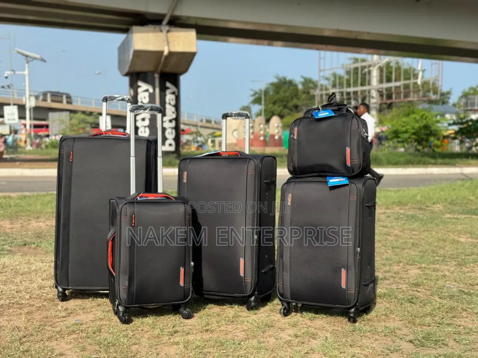 Trolling Travelling Luggage 5 Set at Nakem Enterprise