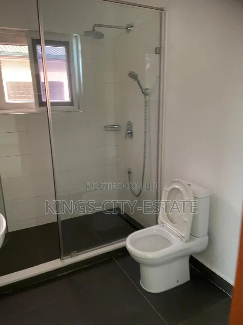 3bdrm House in Airport Residential for rent