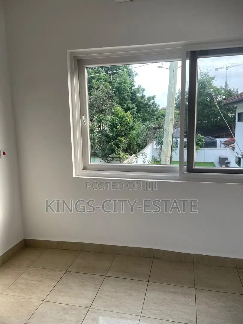 3bdrm House in Airport Residential for rent