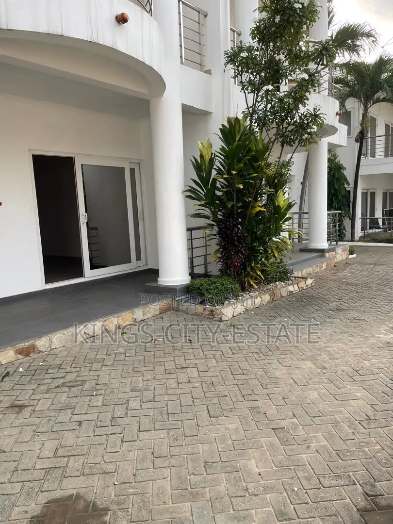 3bdrm House in Airport Residential for rent