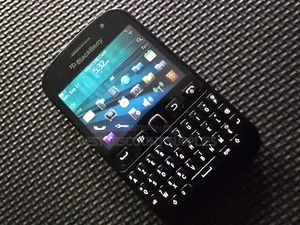 BlackBerry 9720 Black