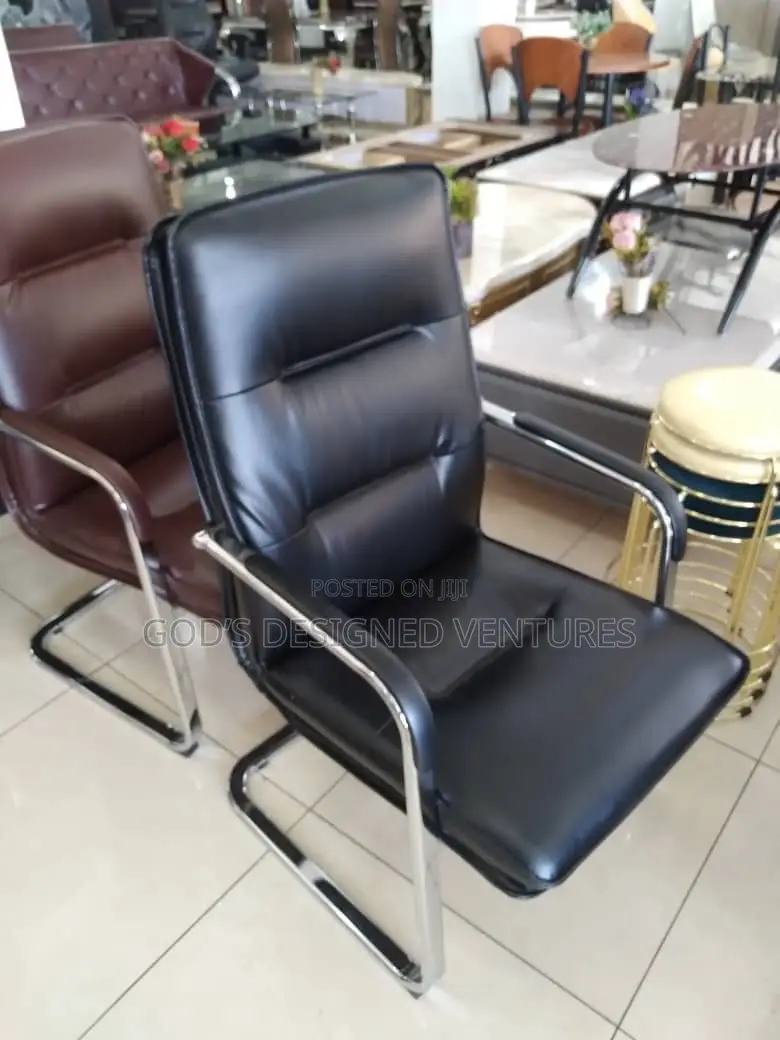 Solid and Strong Visitors Chair for Your Offices