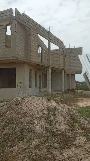 5bdrm House in Kansawrodo, Takoradi for sale