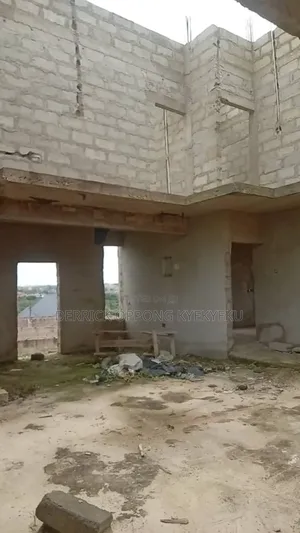 5bdrm House in Kansawrodo, Takoradi for sale
