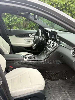 Mercedes-Benz C300 Base C300 AWD 4MATIC Sedan 2018 Silver