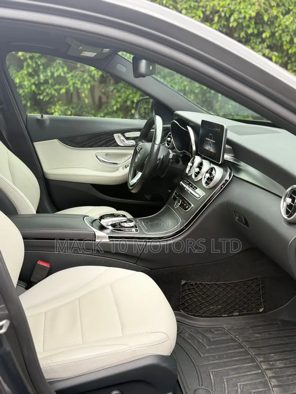 Mercedes-Benz C300 Base C300 AWD 4MATIC Sedan 2018 Silver